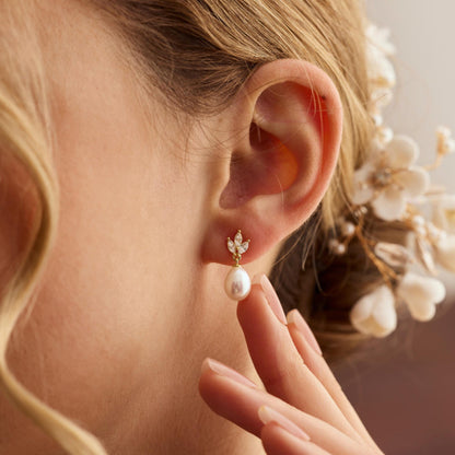 Natural Freshwater Pearl Stud Earrings,Dainty CZ Diamond Pearl Earrings, Wedding Earrings, Bridal Earrings, Bridesmaid Gift, Gift for Mom