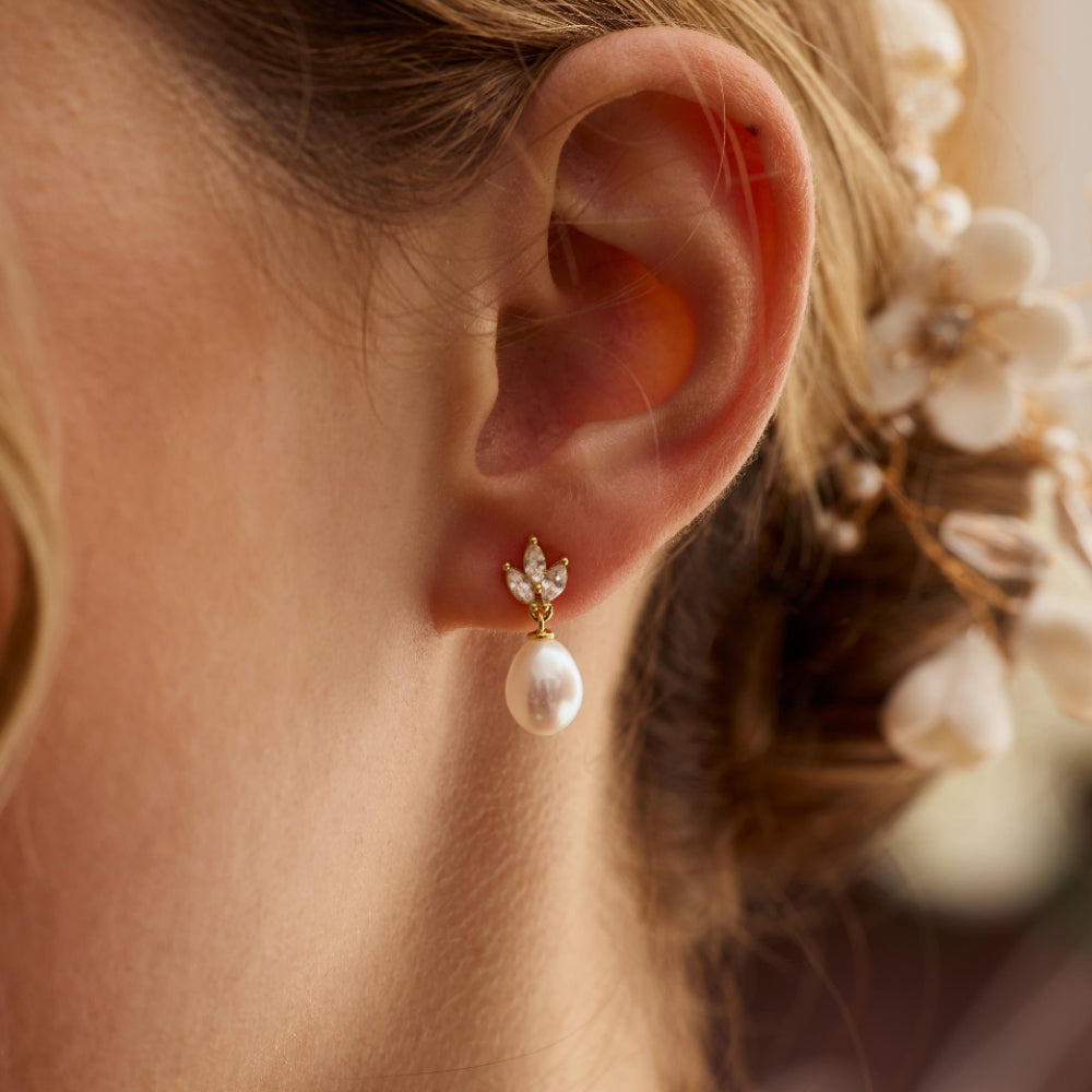 Natural Freshwater Pearl Stud Earrings,Dainty CZ Diamond Pearl Earrings, Wedding Earrings, Bridal Earrings, Bridesmaid Gift, Gift for Mom